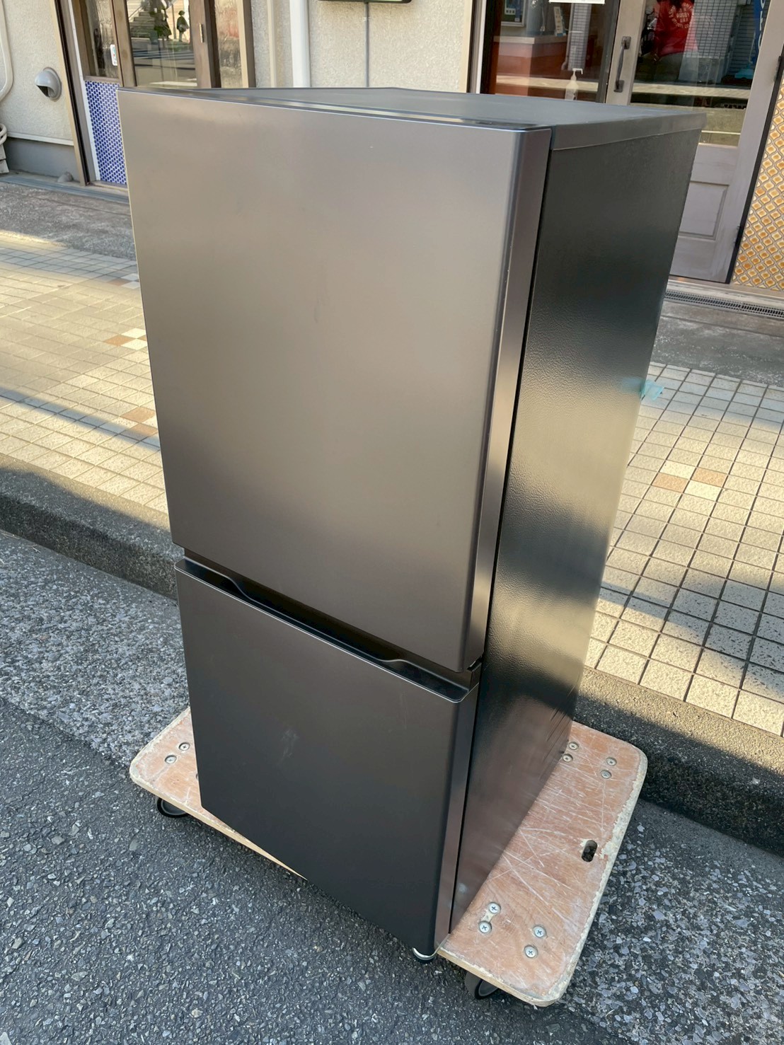 冷蔵庫 AQUA 135L 2024年製 AQR-14P(DS)｜大田区 仲六郷での出張買取